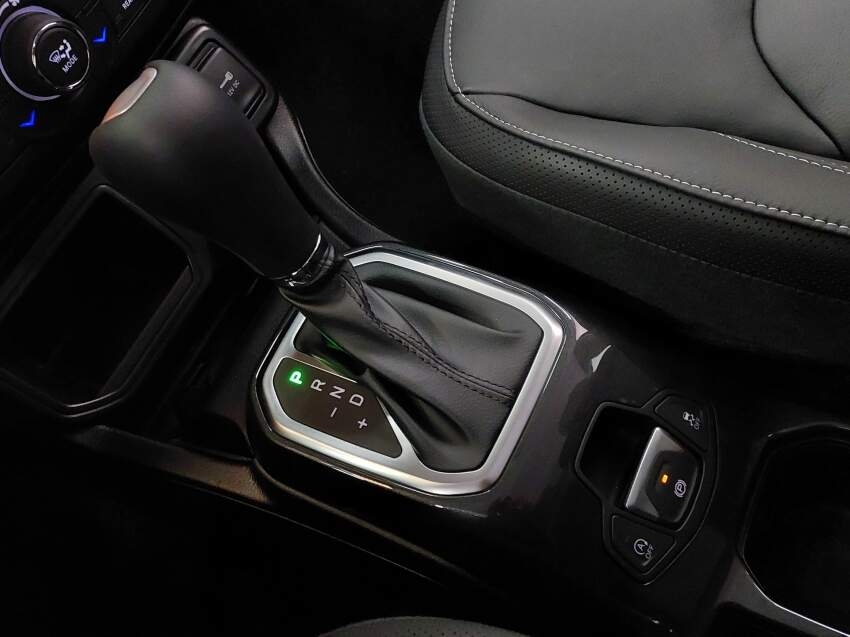jeep renegade 1.3 t270 turbo flex longitude at6 4p automatico 2025