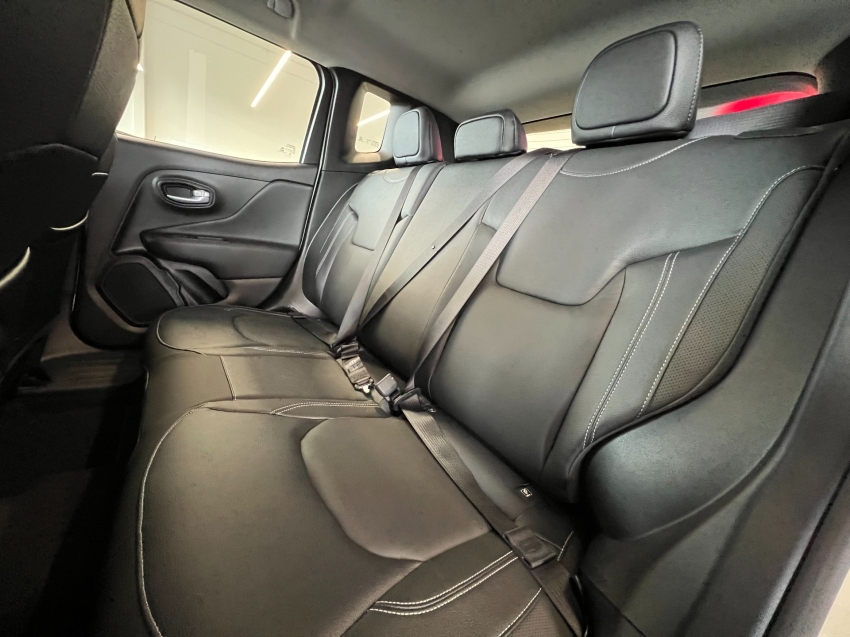 jeep renegade 1.3 t270 turbo flex longitude at6 4p automatico 2025