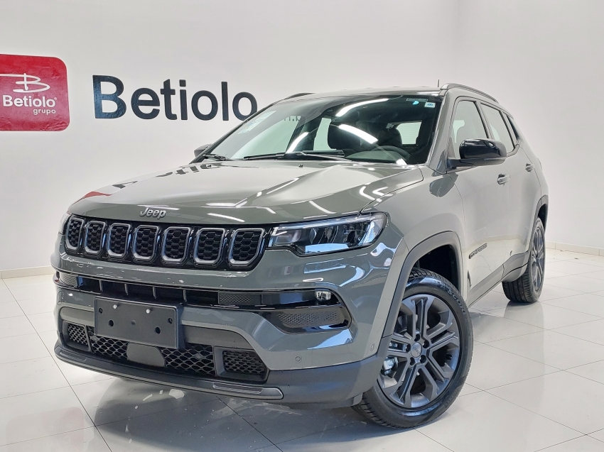 jeep compass longitude night eagle 1.3 t270 2025 gasolina automatico
