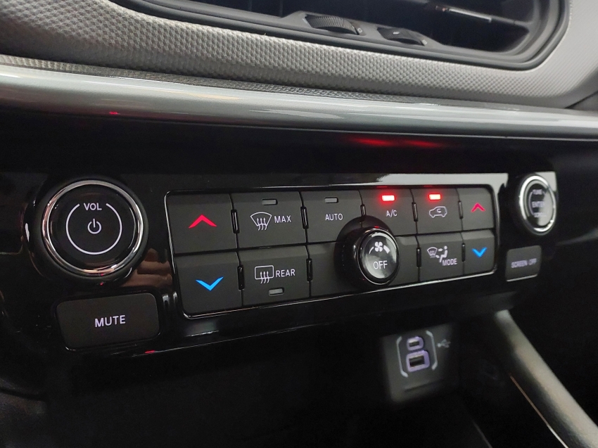 jeep compass 1.3 t270 turbo flex longitude at6 4p automatico 2025