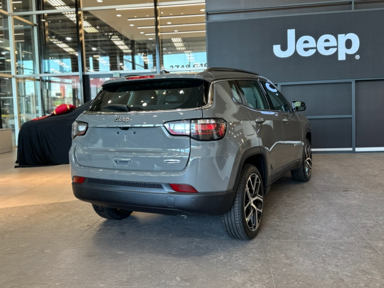 jeep compass longitude 1.3 t270 2025 gasolina automatico4