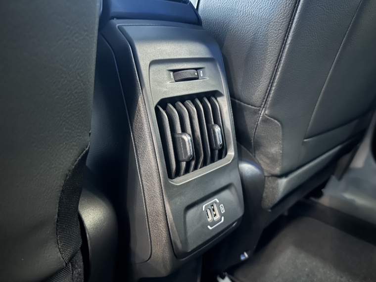 jeep compass longitude 1.3 t270 2025 gasolina automatico10