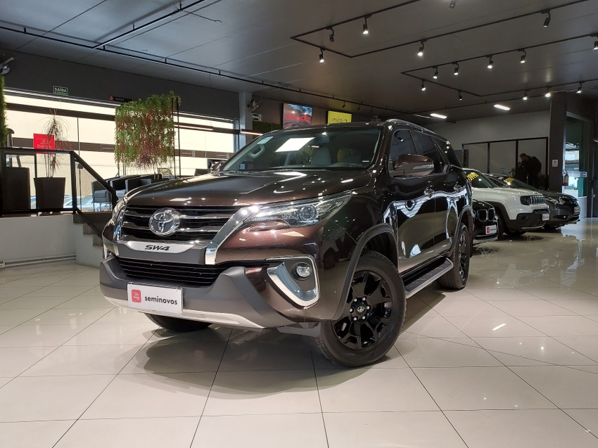 toyota hilux sw4 2.8 srx diamond 4x4 7 lugares 16v turbo intercooler diesel 4p automatico 2019