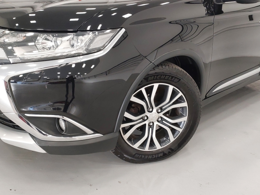 mitsubishi outlander 2.2 4x4 16v diesel 4p automatico 2016