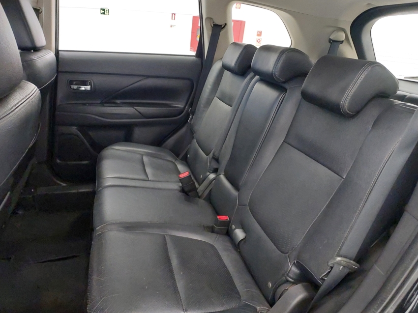 mitsubishi outlander 2.2 4x4 16v diesel 4p automatico 2016