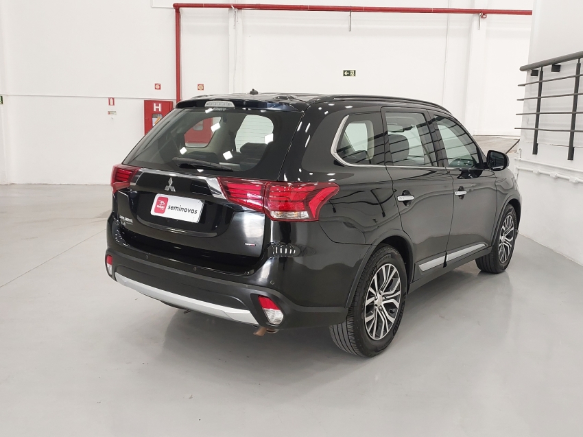mitsubishi outlander 2.2 4x4 16v diesel 4p automatico 2016