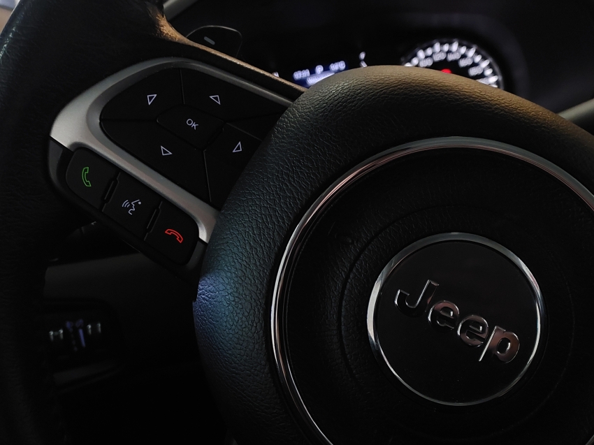 jeep renegade 1.8 16v flex longitude 4p automatico 2020