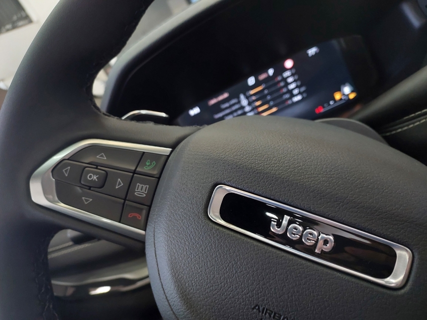 jeep compass 2.0 hurricane 4 turbo gasolina blackhawk at9 4p automatico 2025