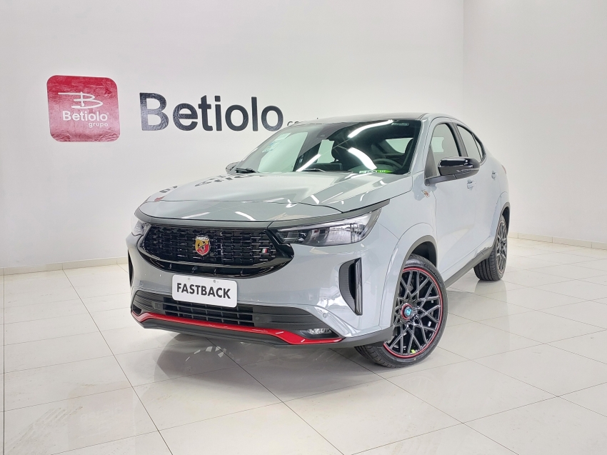 fiat fastback 1.3 turbo 270 flex abarth at6 4p automatico 2025 fiat fastback 1.3 turbo 270 flex abarth at6 4p automatico 2025