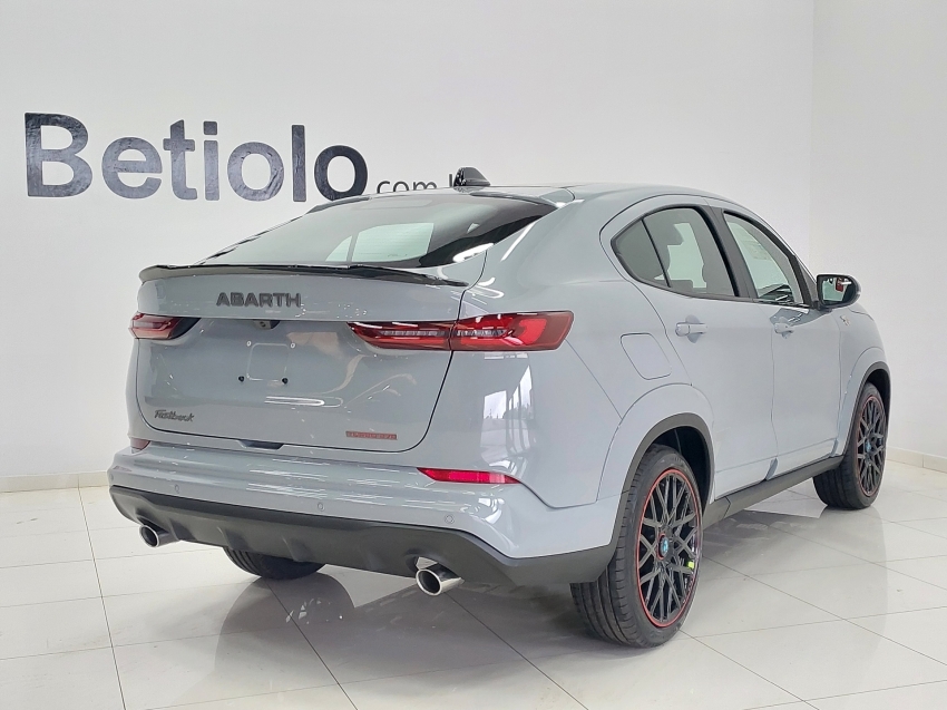 fiat fastback 1.3 turbo 270 flex abarth at6 4p automatico 2025 fiat fastback 1.3 turbo 270 flex abarth at6 4p automatico 2025