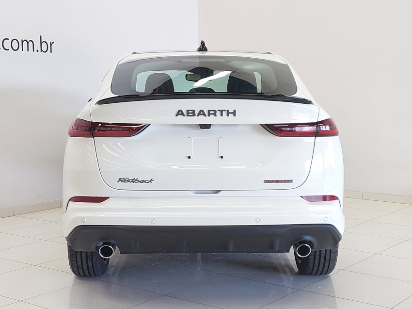 fiat fastback 1.3 turbo 270 flex abarth at6 4p automatico 2025 fiat fastback 1.3 turbo 270 flex abarth at6 4p automatico 2025