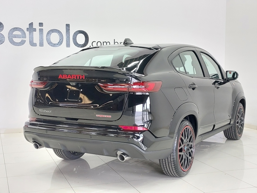 fiat fastback 1.3 turbo 270 flex abarth at6 4p automatico 2025