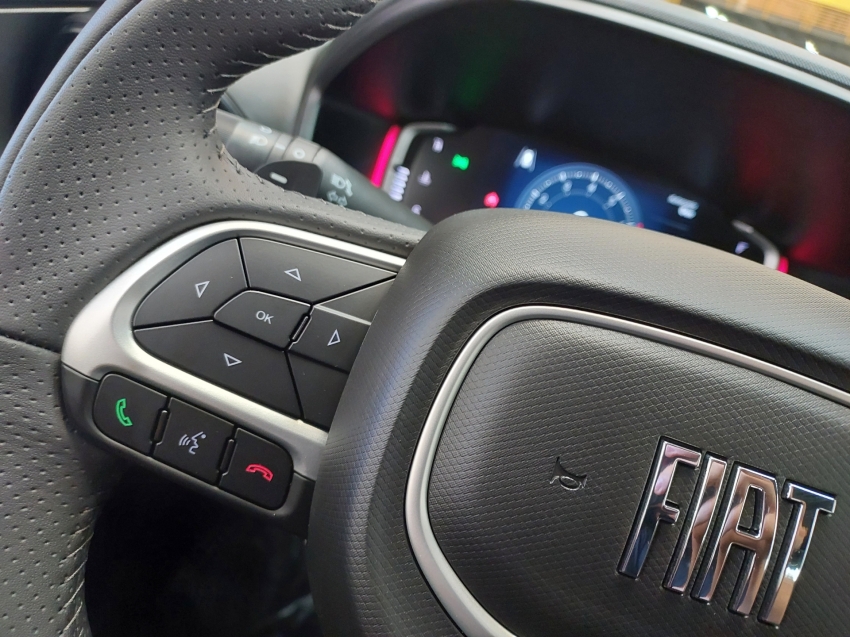 fiat fastback 1.0 turbo 200 impetus hybrid cvt hibrido 4p automatico 2025