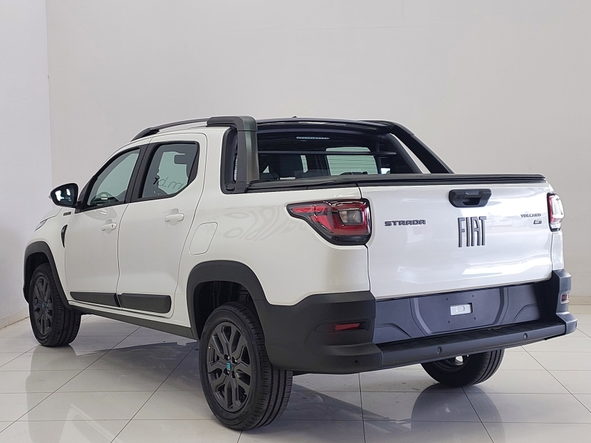 fiat strada 1.3 firefly flex volcano cd cvt 4p automatico 20263