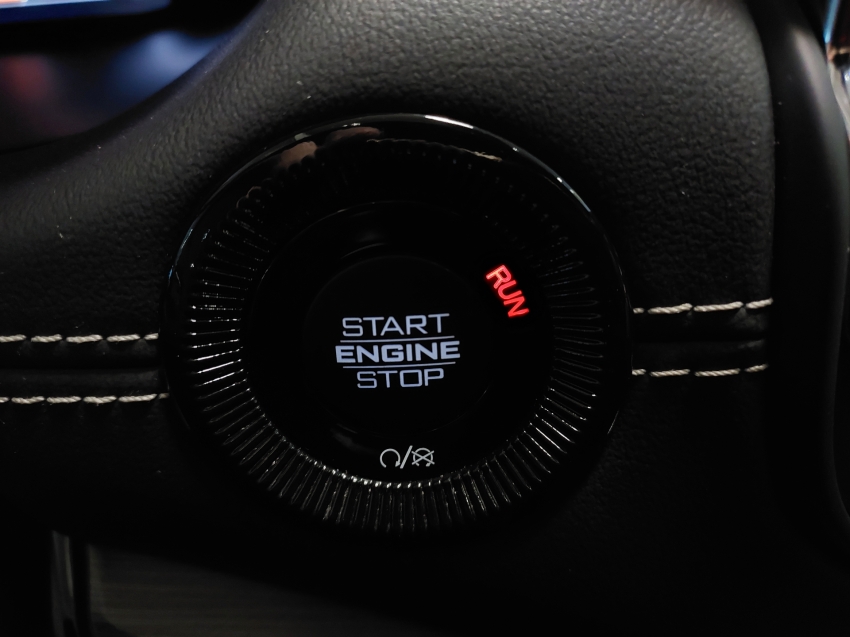 jeep compass 2.0 hurricane 4 turbo gasolina blackhawk at9 4p automatico 2025