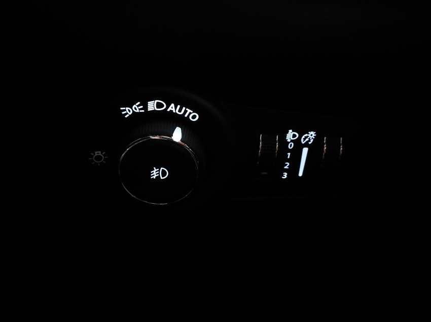 jeep compass 2.0 hurricane 4 turbo gasolina blackhawk at9 4p automatico 2025