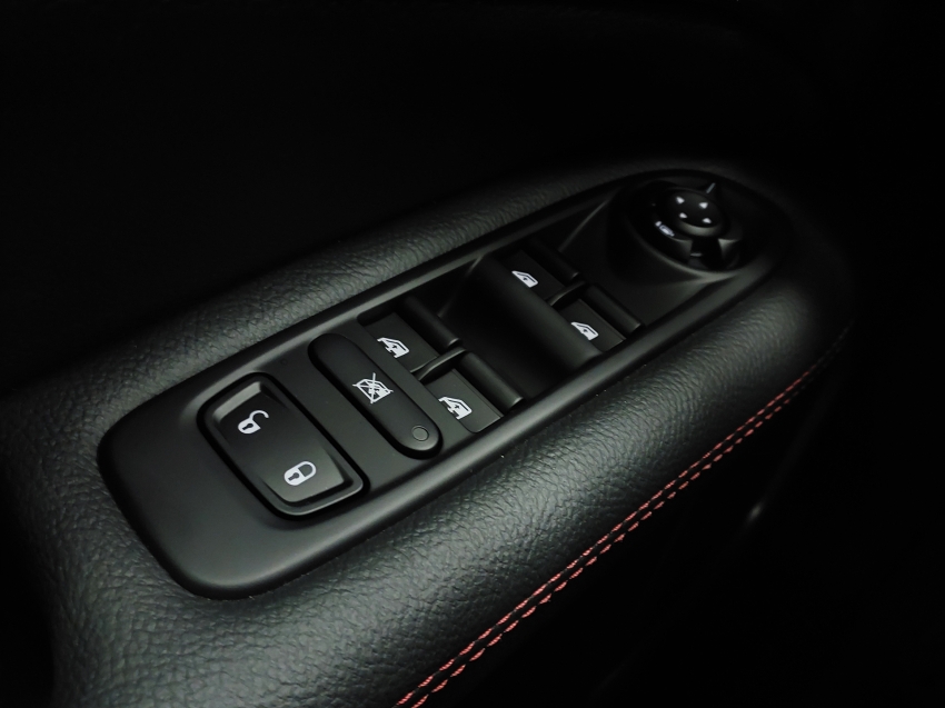fiat toro 1.3 turbo 270 flex ultra at6 4p automatico 2025