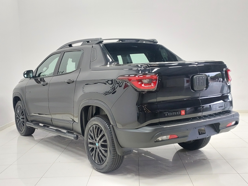 fiat toro 1.3 turbo 270 flex ultra at6 4p automatico 2025 fiat toro 1.3 turbo 270 flex ultra at6 4p automatico 2025