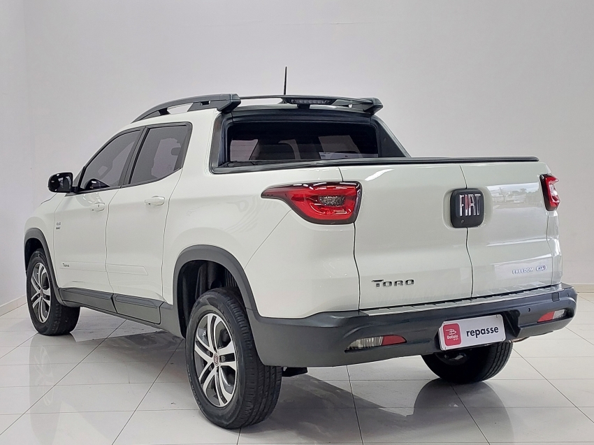 fiat toro 2.0 16v turbo diesel freedom 4wd at9 4p automatico 2019