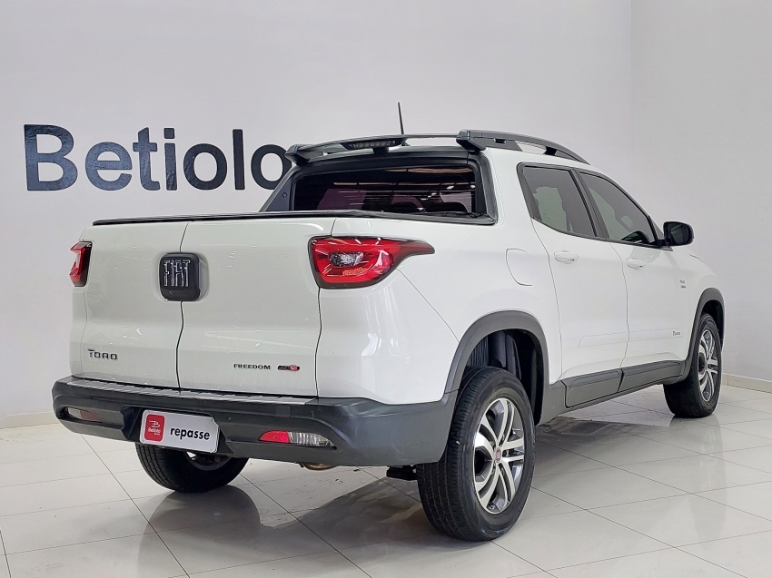 fiat toro 2.0 16v turbo diesel freedom 4wd at9 4p automatico 2019