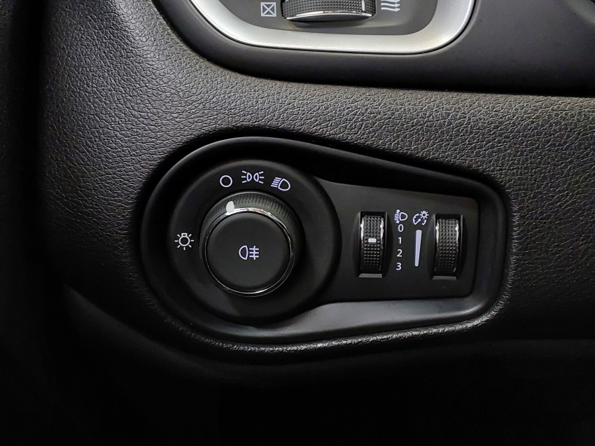 jeep renegade 1.8 16v flex 4p automatico 2020