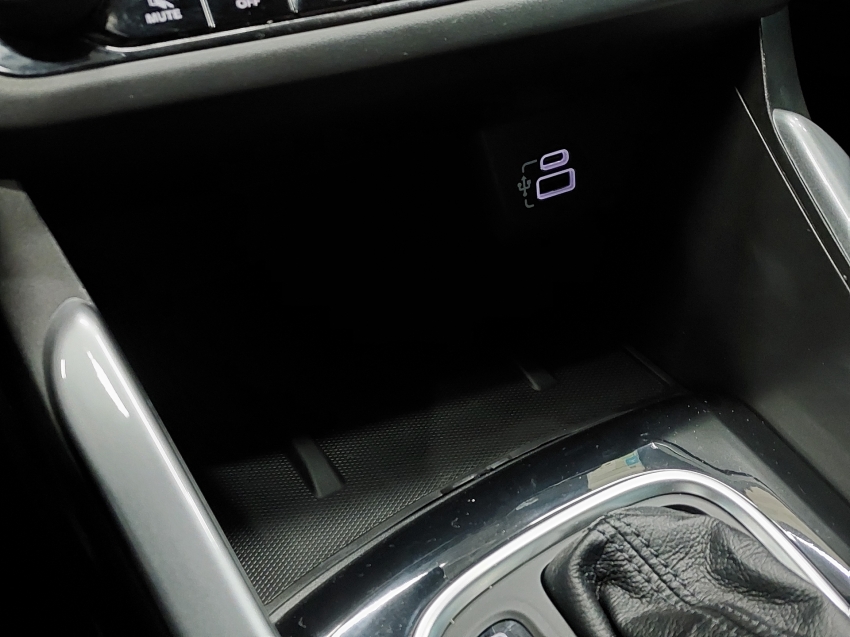 fiat fastback 1.0 turbo 200 hybrid impetus cvt hibrido 4p automatico 2025