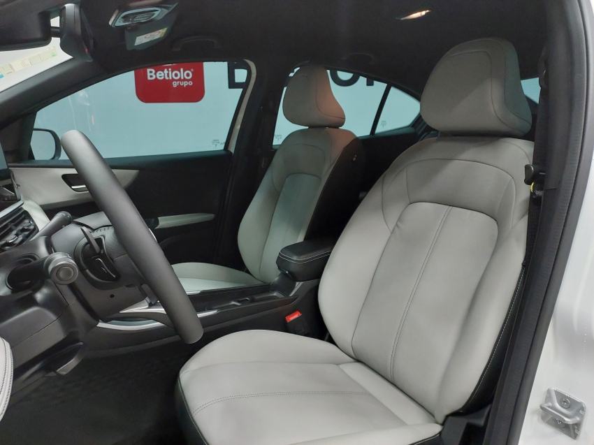 fiat fastback 1.0 turbo 200 hybrid impetus cvt hibrido 4p automatico 2025