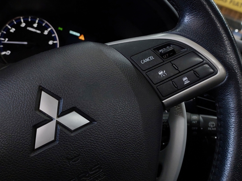 mitsubishi outlander 3.0 gt 4x4 v6 24v gasolina 4p automatico 2015