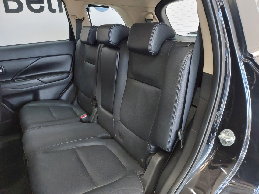 mitsubishi outlander 3.0 gt 4x4 v6 24v gasolina 4p automatico 2015