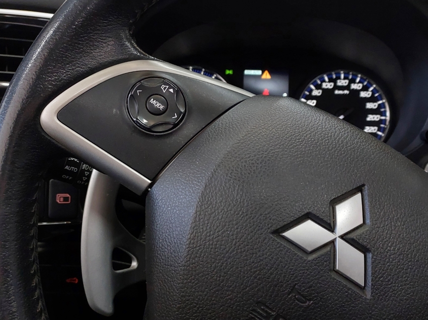 mitsubishi outlander 3.0 gt 4x4 v6 24v gasolina 4p automatico 2015