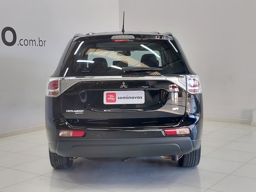 mitsubishi outlander 3.0 gt 4x4 v6 24v gasolina 4p automatico 2015