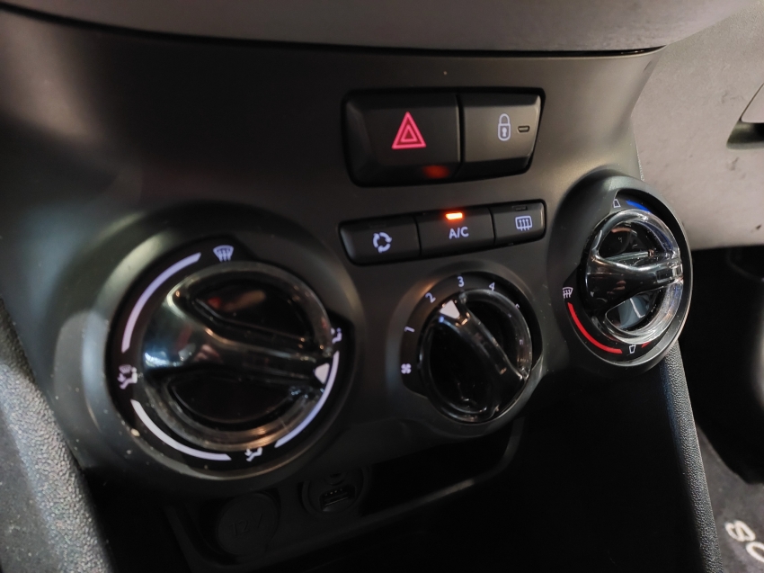 peugeot 208 1.5 allure 8v flex 4p manual 2015