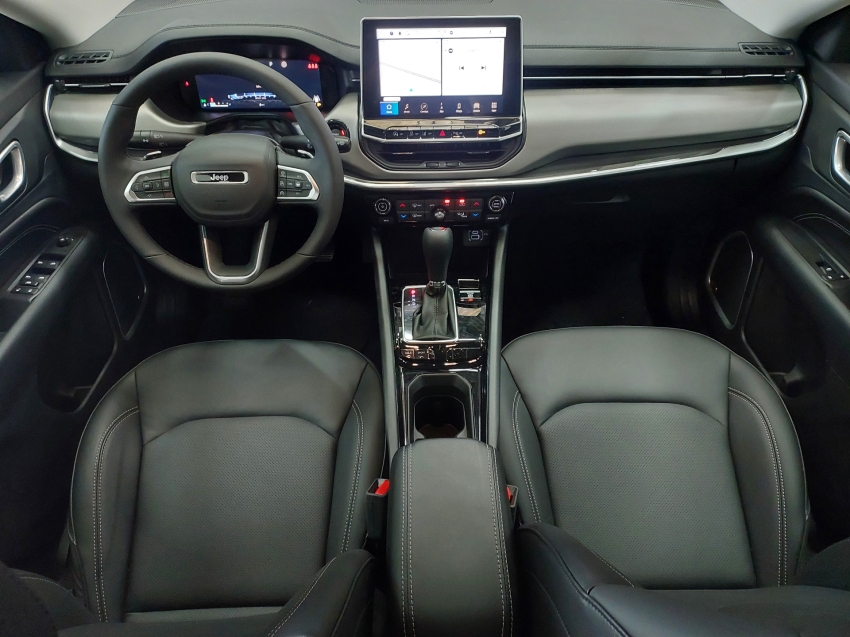 jeep compass 1.3 t270 turbo flex longitude at6 4p automatico 2025
