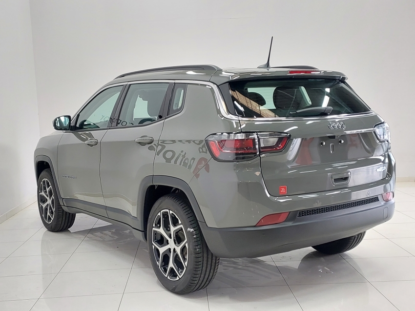 jeep compass 1.3 t270 turbo flex longitude at6 4p automatico 2025
