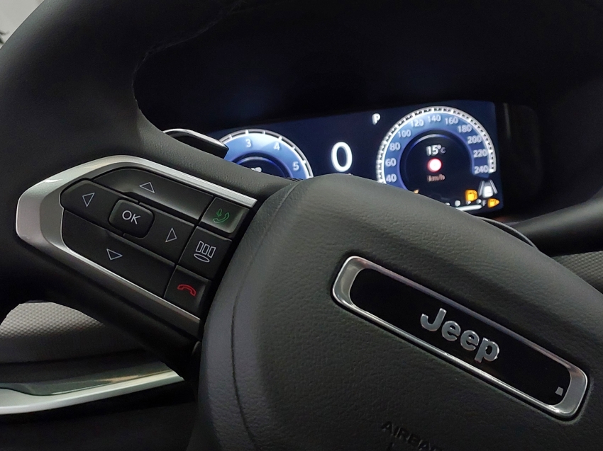 jeep compass 1.3 t270 turbo flex longitude at6 4p automatico 2025