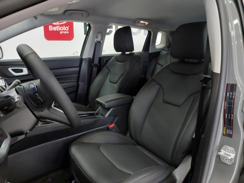 jeep compass 1.3 t270 turbo flex longitude at6 4p automatico 2025