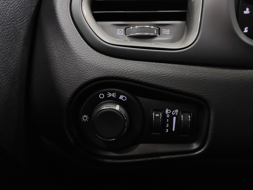 jeep renegade 1.3 t270 turbo flex sport altitude at6 4p automatico 2025