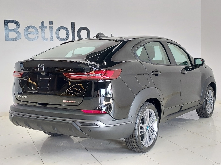 fiat fastback 1.0 turbo 200 flex cvt 4p automatico 2025 fiat fastback 1.0 turbo 200 flex cvt 4p automatico 2025
