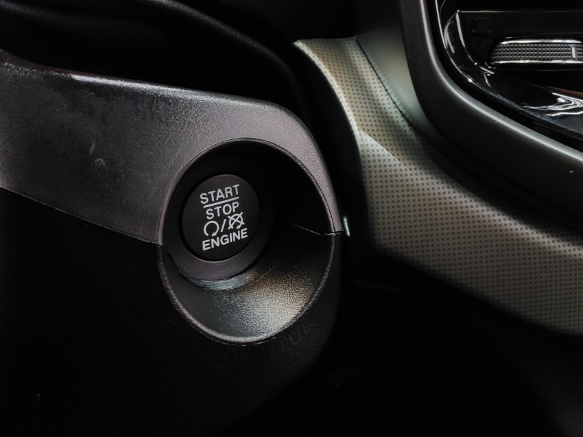 fiat toro 1.3 turbo 270 flex volcano at6 4p automatico 2025