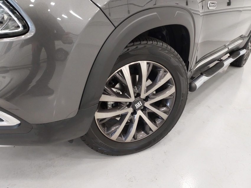 fiat toro 2.0 16v turbo diesel ranch 4wd at9 4p automatico 2023