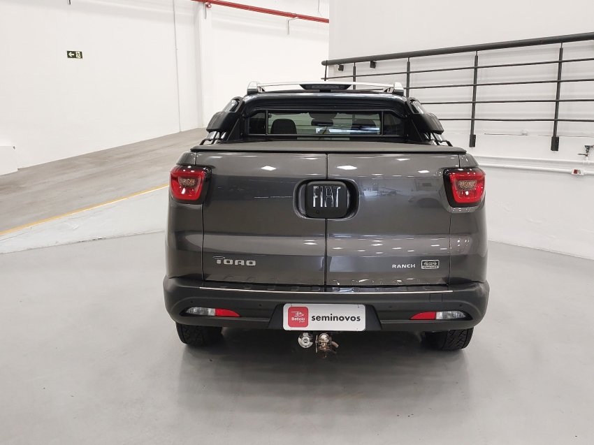 fiat toro 2.0 16v turbo diesel ranch 4wd at9 4p automatico 2023