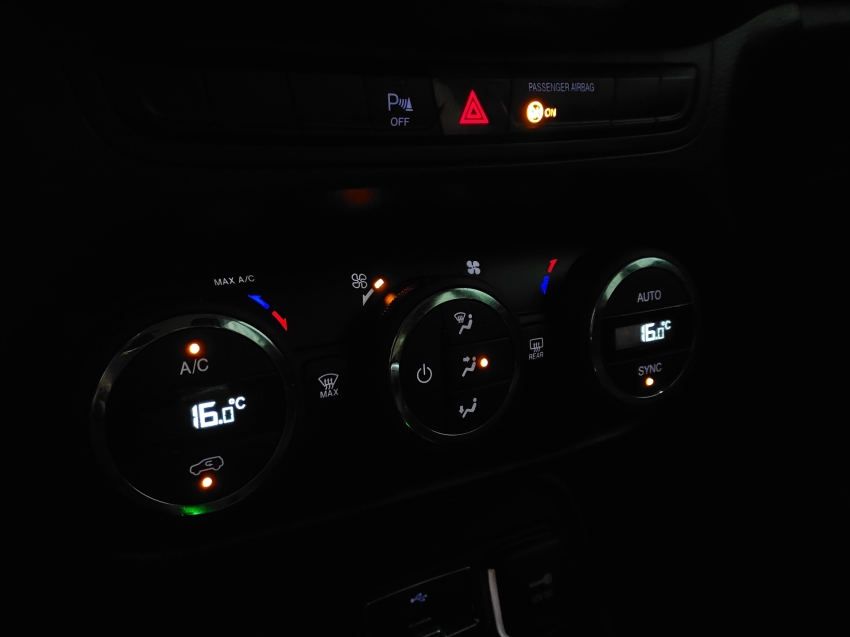 jeep renegade 1.8 16v flex longitude 4p automatico 2016