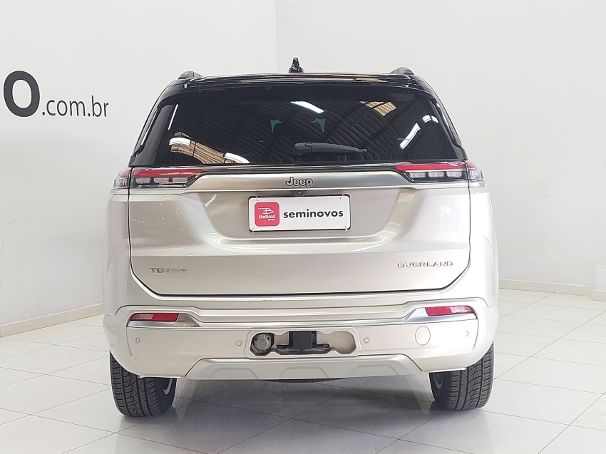 jeep commander 2.0 td380 turbo diesel overland at9 4p automatico 2022