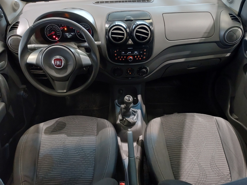 fiat palio 1.4 mpi attractive 8v flex 4p manual 2013