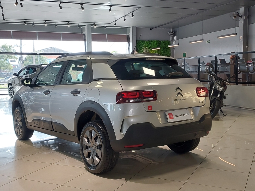 citroen c4 cactus 1.6 vti 120 flex live eat6 4p automatico 2022
