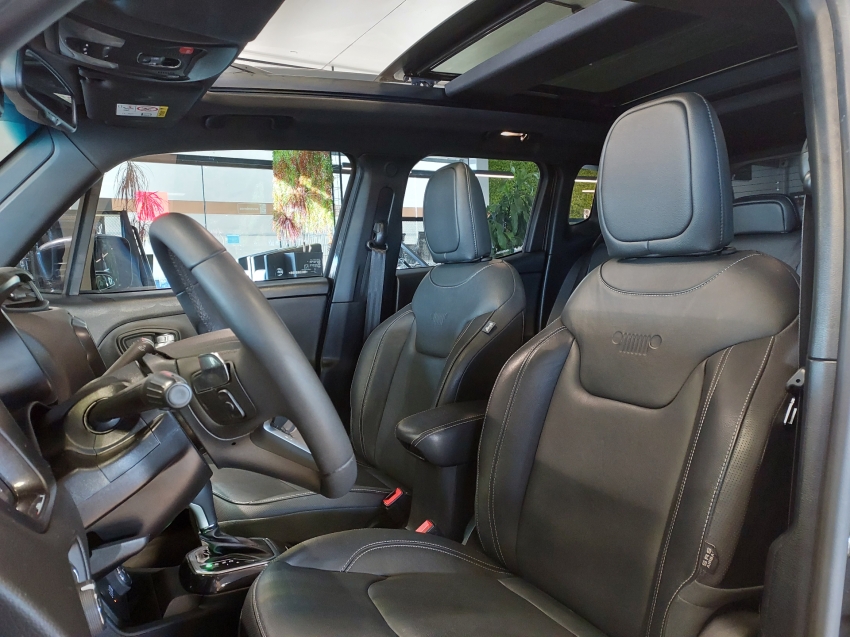 jeep renegade 1.3 t270 turbo flex s 4x4 at9 4p automatico 2024
