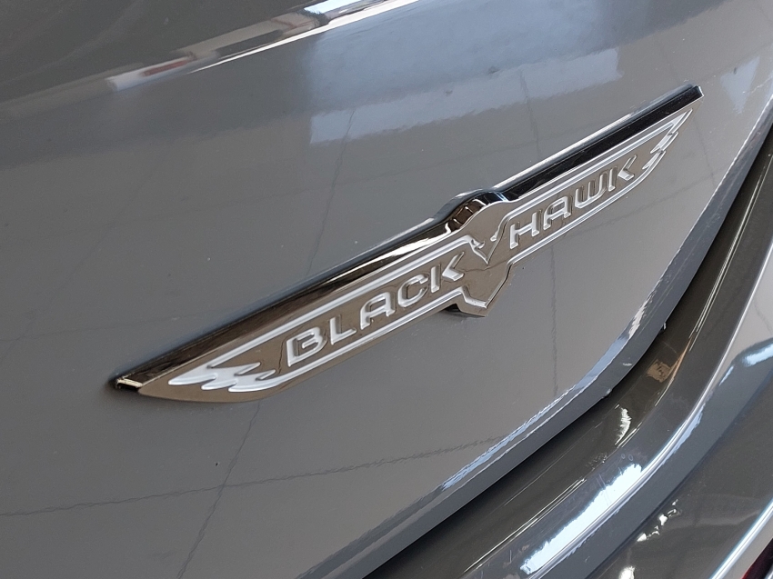 jeep commander 2.0 hurricane 4 turbo gasolina blackhawk at9 4p automatico 2025