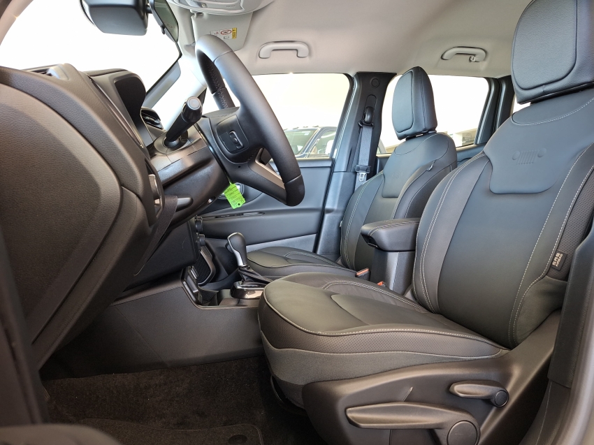 jeep renegade 1.3 t270 turbo flex longitude at6 4p automatico 2025