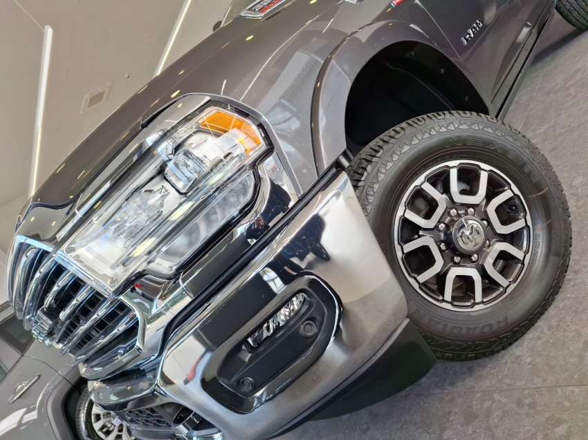 ram 3500 6.7 i6 turbo diesel limited longhorn cd 4x4 automatico 4p 2024