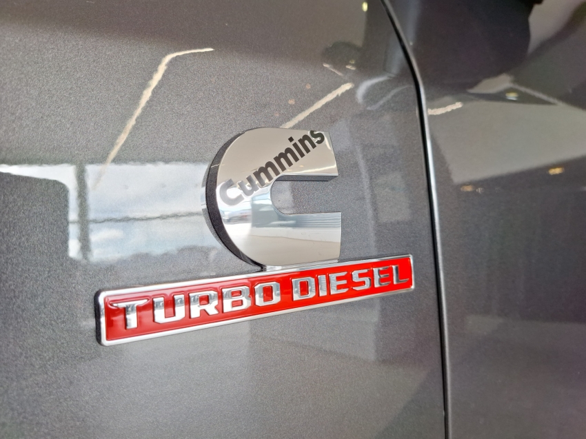 ram 3500 6.7 i6 turbo diesel limited longhorn cd 4x4 automatico 4p 2024